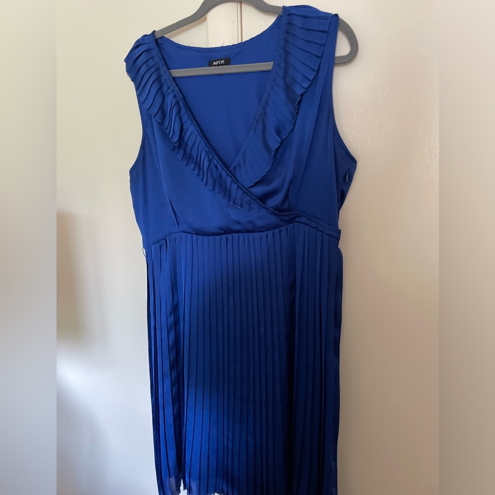 Sky blue pleated dress, slightly work, make an offer!